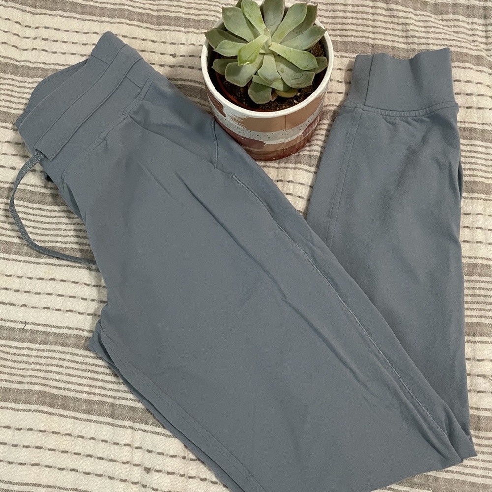 Lululemon Joggers!